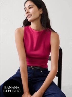 Banana Republic Sleeveless Fitted Tank in Deep Raspberry